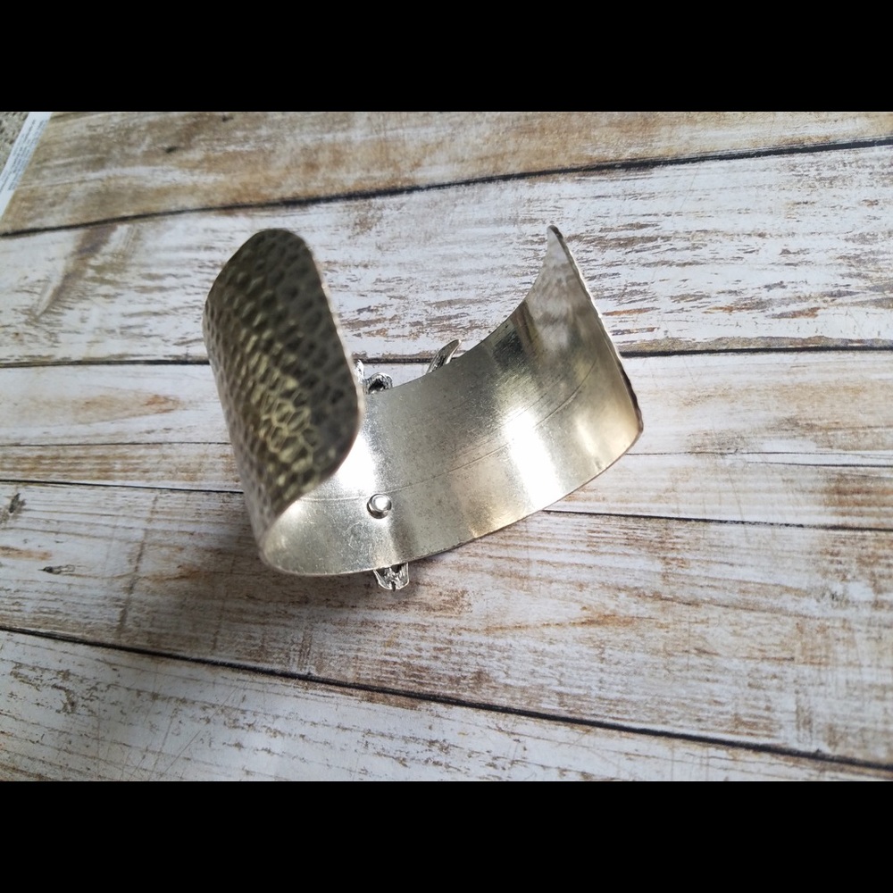 ⚓️SALE⚓️ Boho steer head skull cuff - Picture 3 of 7